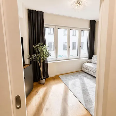 Goldenkey-suites - Luxury 'fuggerei' - At Rathausplatz In The Heart Of - New In 2026 - Air-conditioned * Augsburg