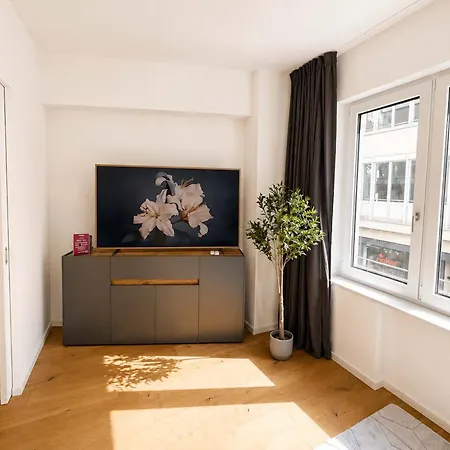 Appartement Goldenkey-suites - Luxury 'fuggerei' - At Rathausplatz In The Heart Of - New In 2026 - Air-conditioned *