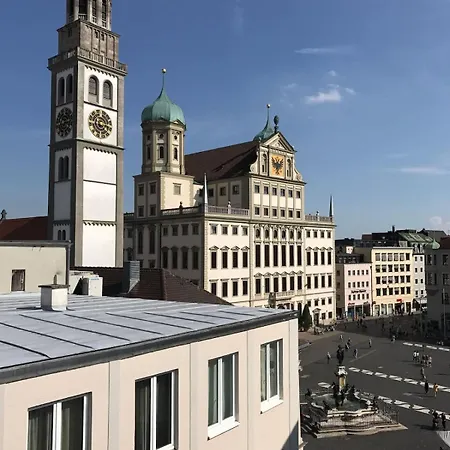 Goldenkey-suites - Luxury 'fuggerei' - At Rathausplatz In The Heart Of - New In 2026 - Air-conditioned Augsburg