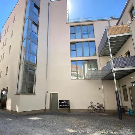 Appartement Goldenkey-suites - Luxury 'fuggerei' - At Rathausplatz In The Heart Of - New In 2026 - Air-conditioned